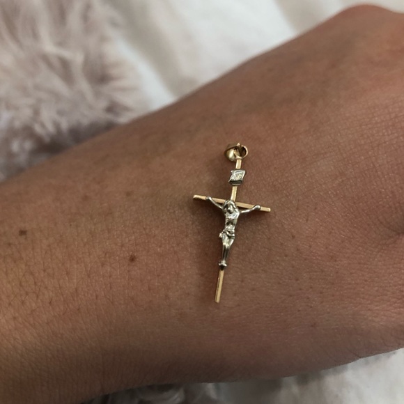 Two tone cross - Picture 1 of 1